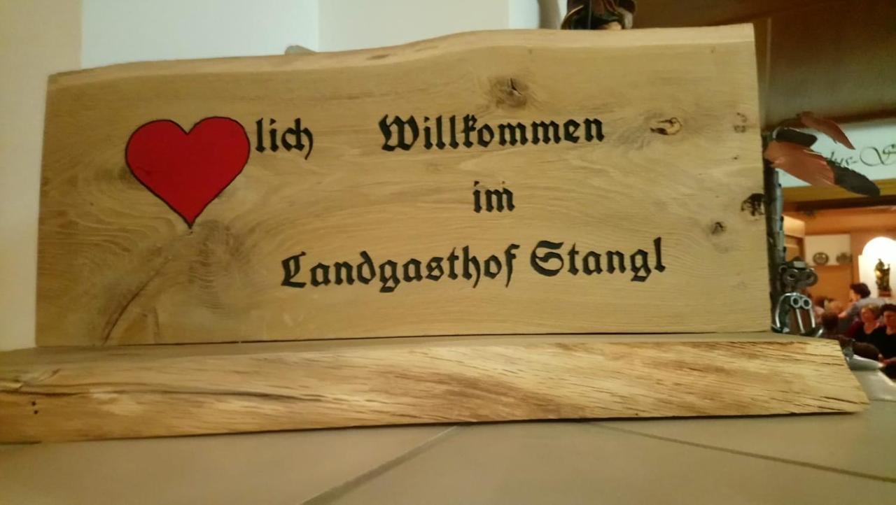 Landgasthof Stangl Moosinning المظهر الخارجي الصورة
